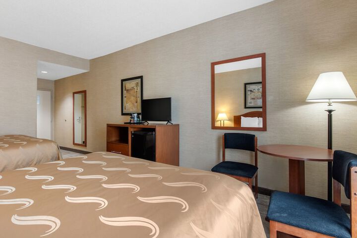 Room 14 of 38
