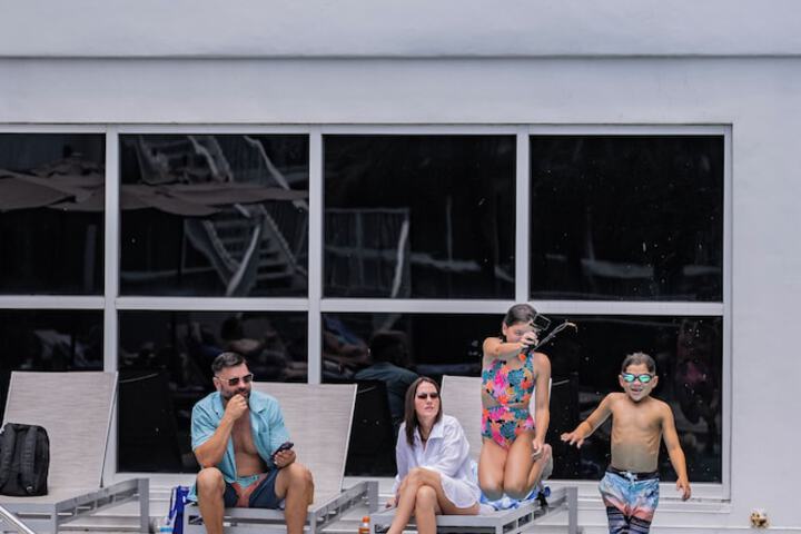 Pool 43 of 215