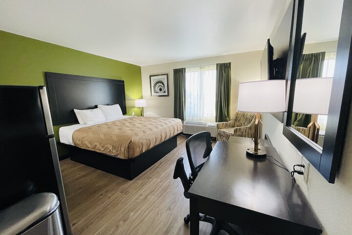 Quality Inn & Suites Lake Charles South