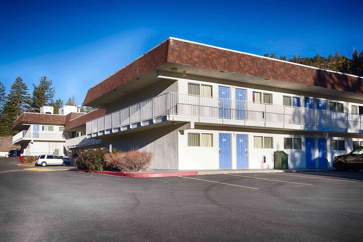 Hotel 5 of 27