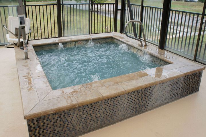 Pool 5 of 25