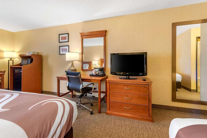 Room 14 of 26