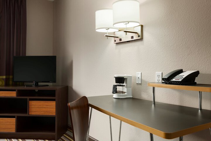 Room 7 of 30