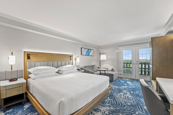 Room 59 of 103