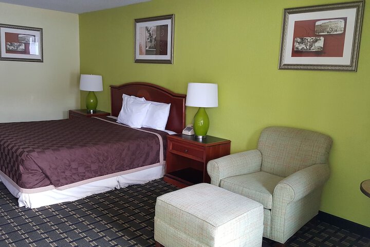 Room 10 of 47