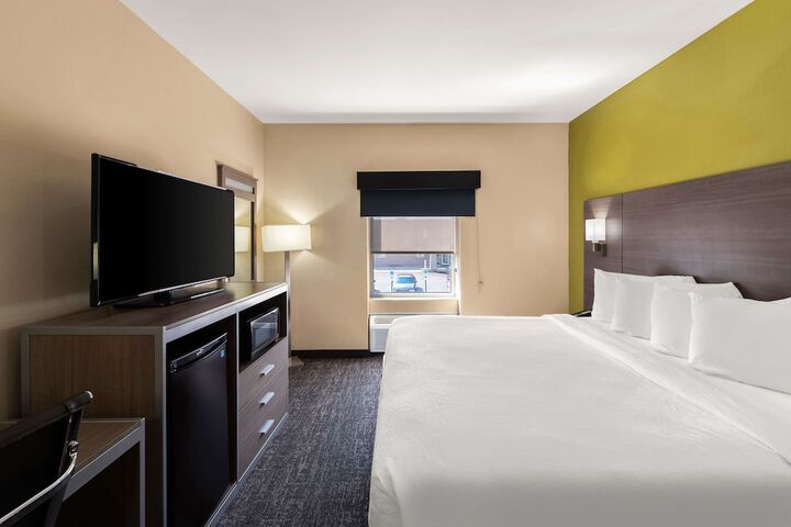 Best Western Adena Inn