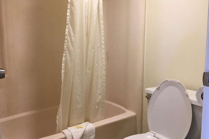 Room 20 of 25