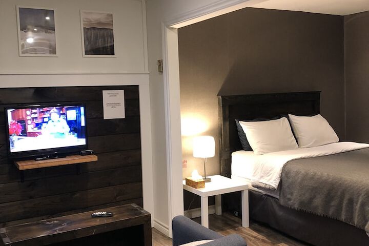 Room 56 of 65
