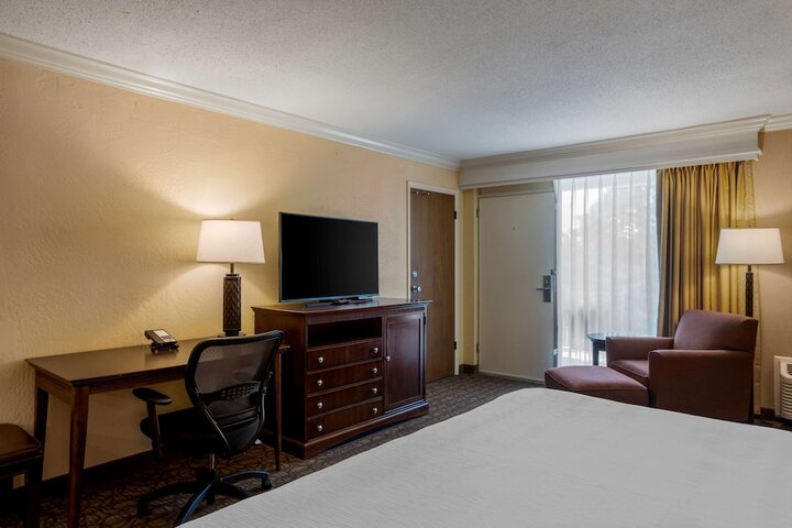 Room 22 of 45