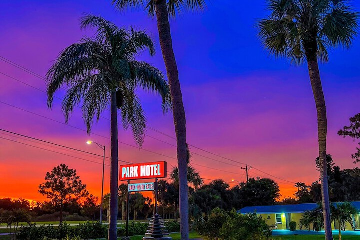 Park Motel