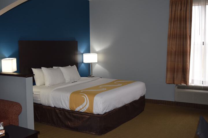 Room 25 of 67