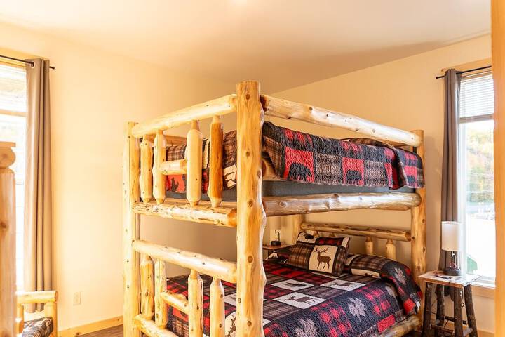 Keweenaw Waters Resort