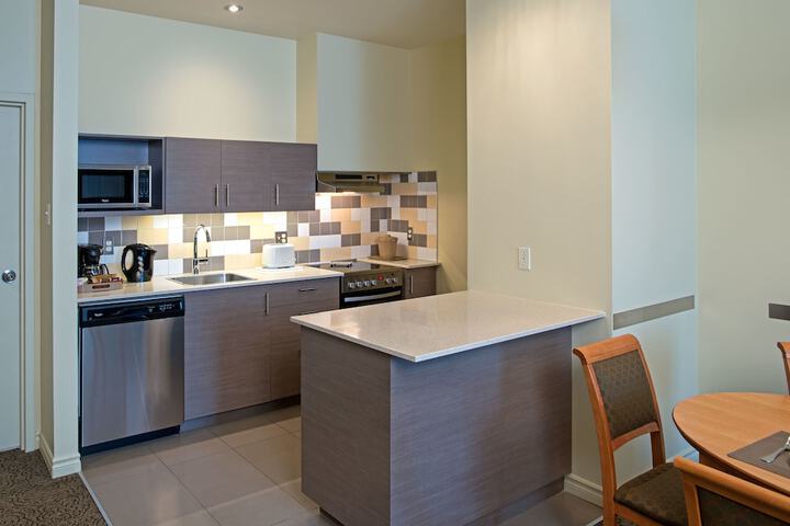 Le Square Phillips Hotel & Suites