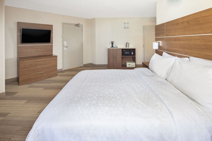 Room 21 of 42