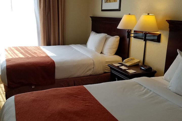 Country Inn & Suites by Radisson Lexington, VA
