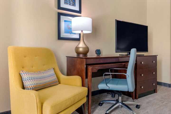 Room 37 of 47