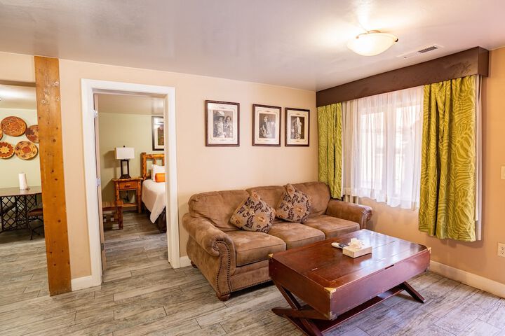 Room 21 of 85