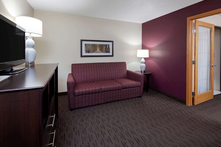 Room 17 of 31