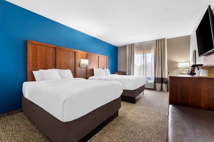 Comfort Inn & Suites Augusta West Near Fort Gordon