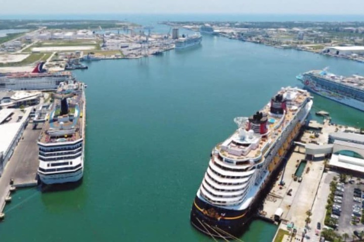 Country Inn & Suites by Radisson Port Canaveral, FL
