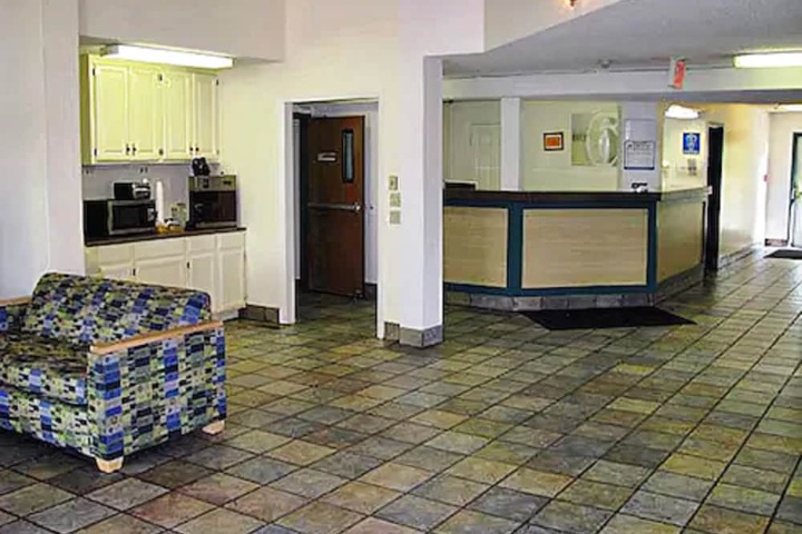 Hotel Interior 9 of 23