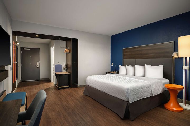 Tru by Hilton Tupelo