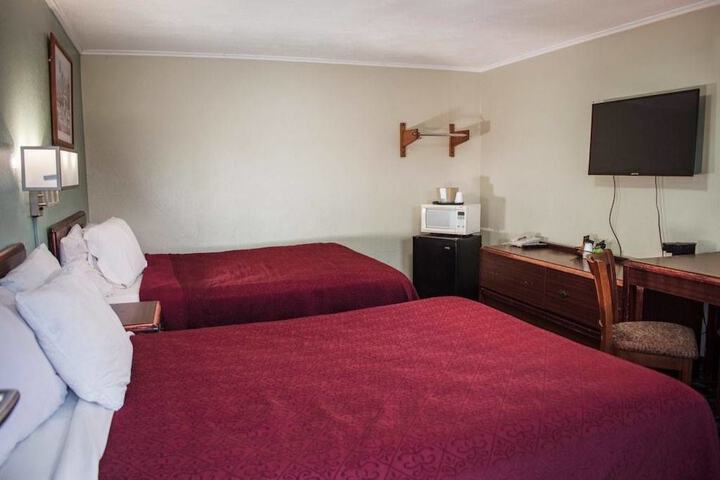 Room 14 of 35