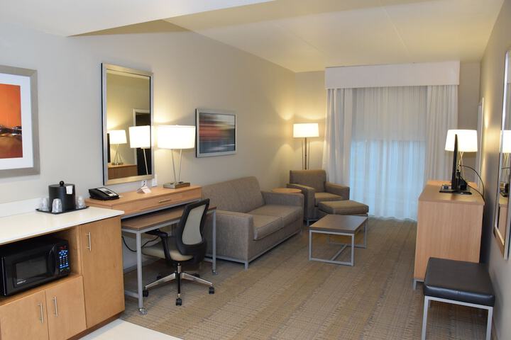 Room 26 of 60