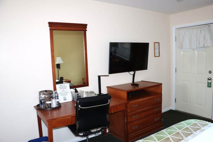 Maple Terrace Motel