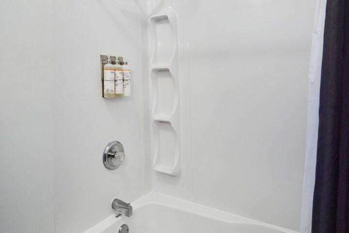 Room 35 of 62