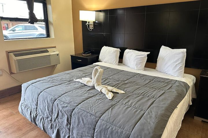 Room 60 of 71