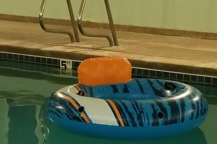 Pool 12 of 102
