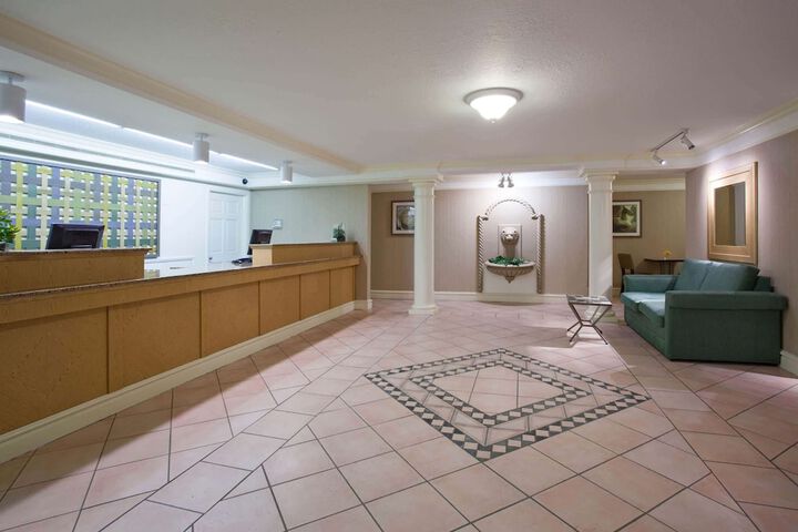 Hotel Interior 12 of 41