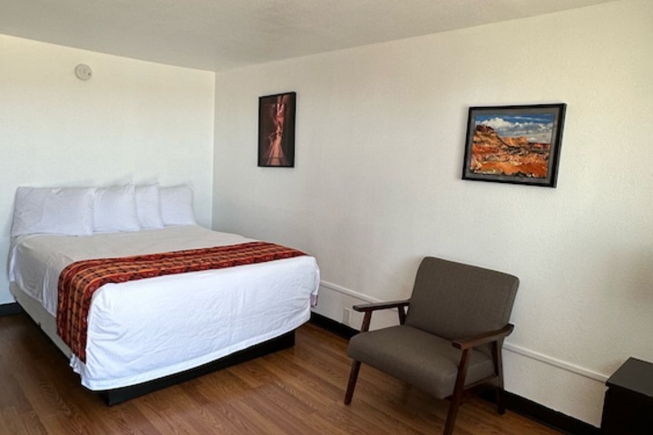 Room 19 of 65