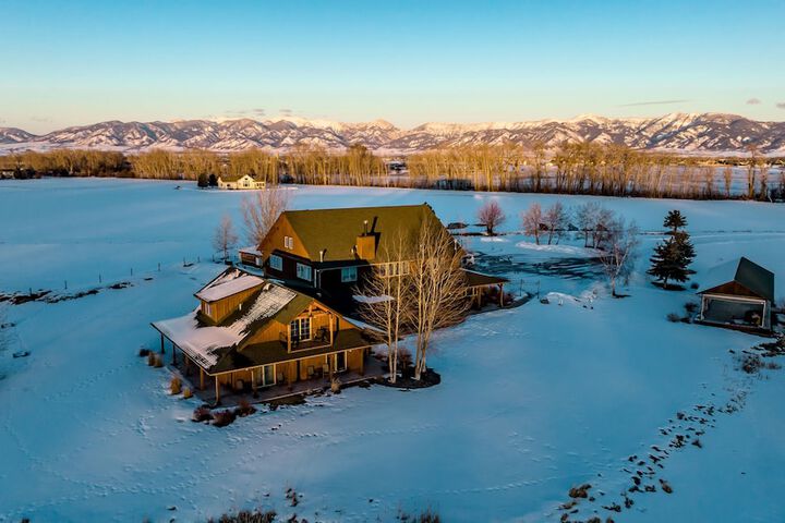 Gallatin River Lodge