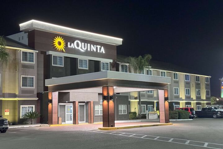 Hotel 5 of 34