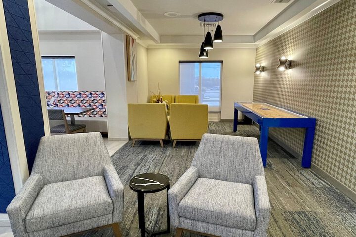 Holiday Inn Express & Suites Tuscaloosa-University by IHG