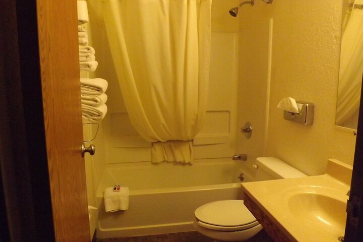 Room 32 of 52