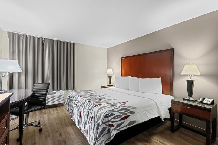 Red Roof Inn Gurnee - Waukegan