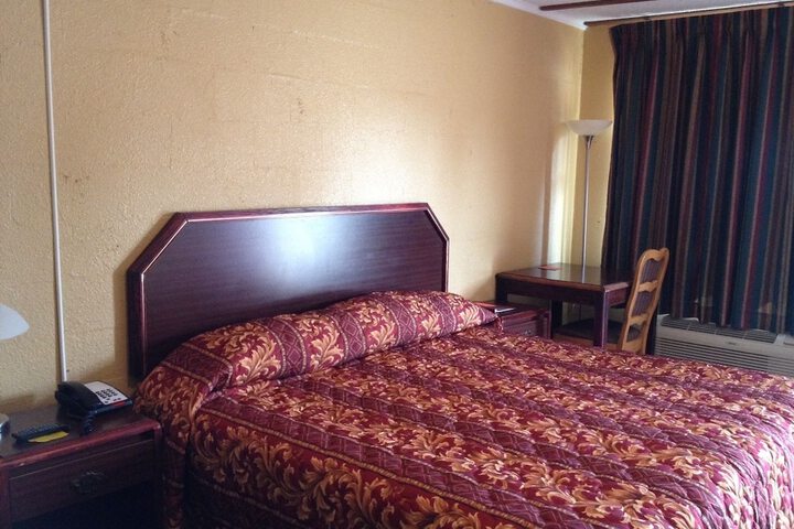 Holiday Motel Hugo OK