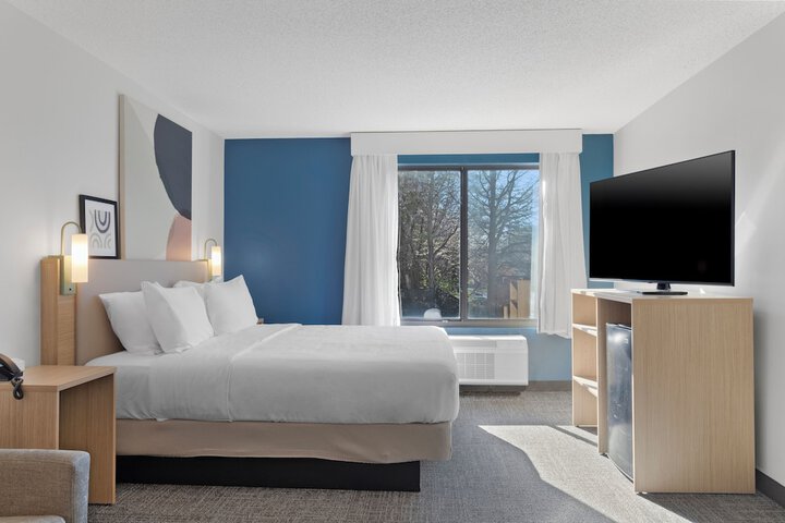 Room 15 of 35