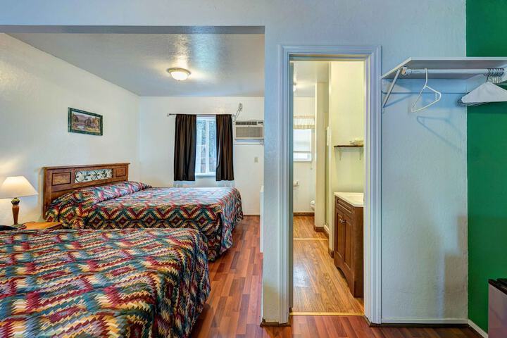 Room 12 of 31