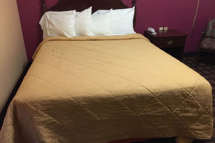Room 21 of 42