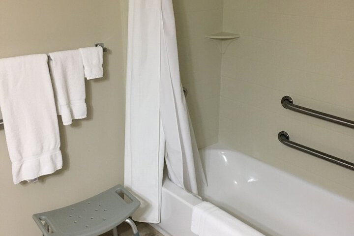 Room 47 of 69