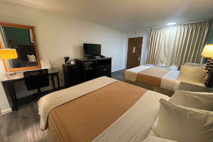 Sparta Inn