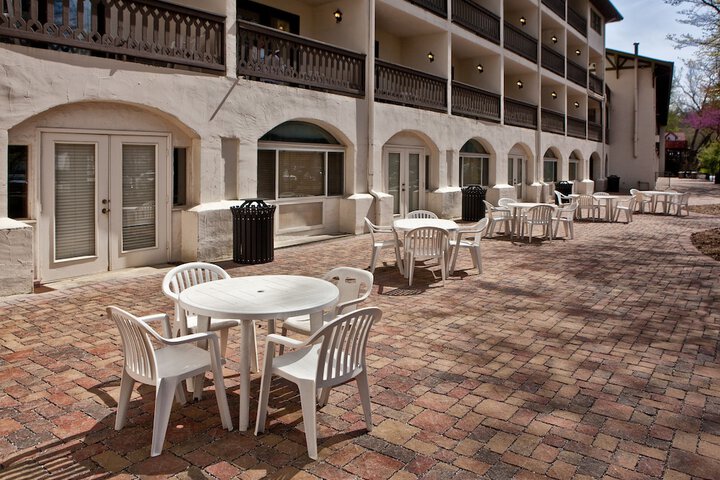 Terrace/Patio 21 of 28
