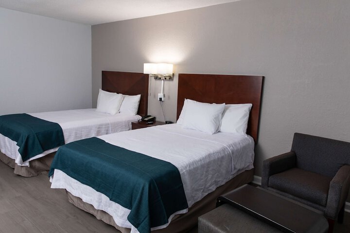 Room 4 of 22