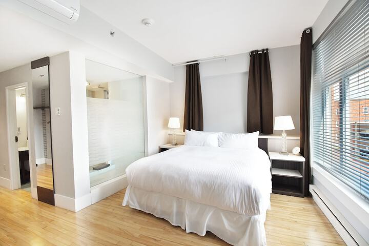 Room 30 of 50