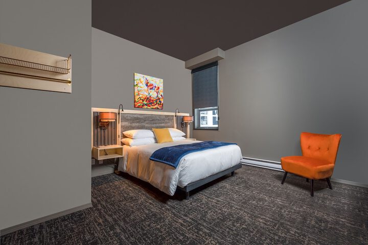Room 18 of 25
