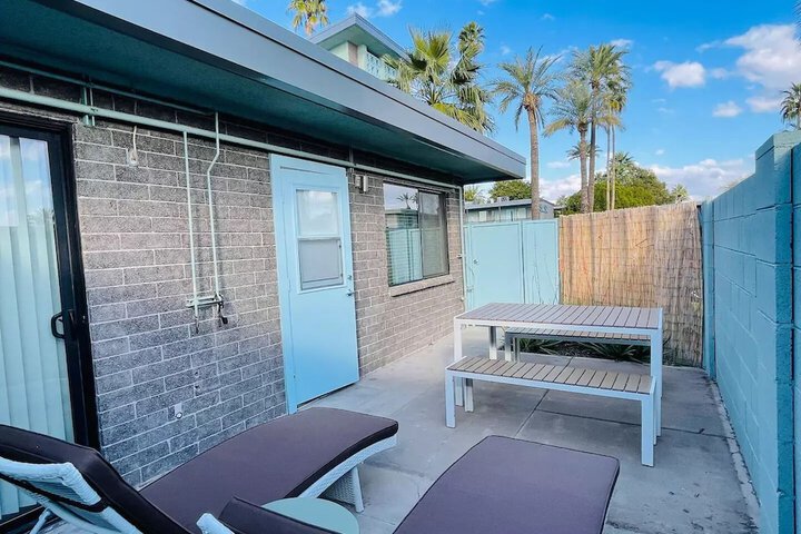 Terrace/Patio 21 of 22